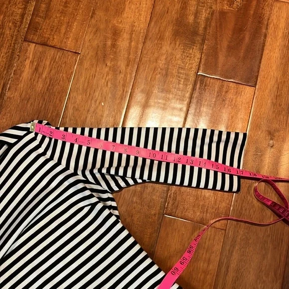 Kate Spade Brook Street black and white striped 3/4 sleeved dress size medium - Picture 9 of 10